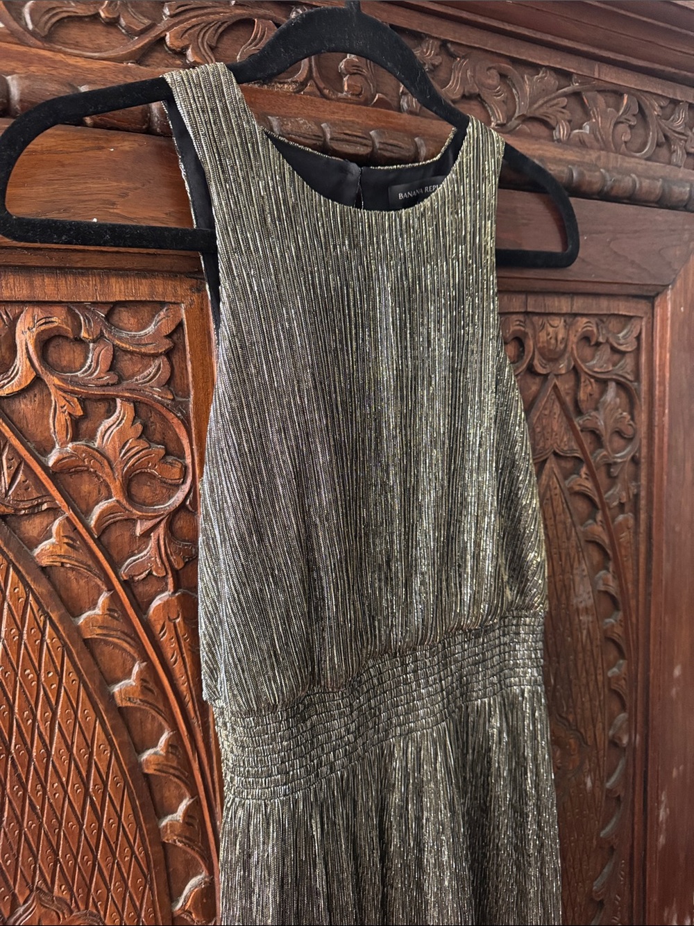 Banana Republic metallic evening dress. Size 0 - Picture 6 of 8